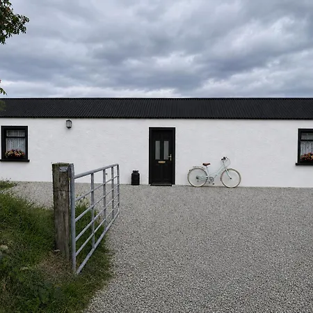 Dom wakacyjny By The Carrowmenagh